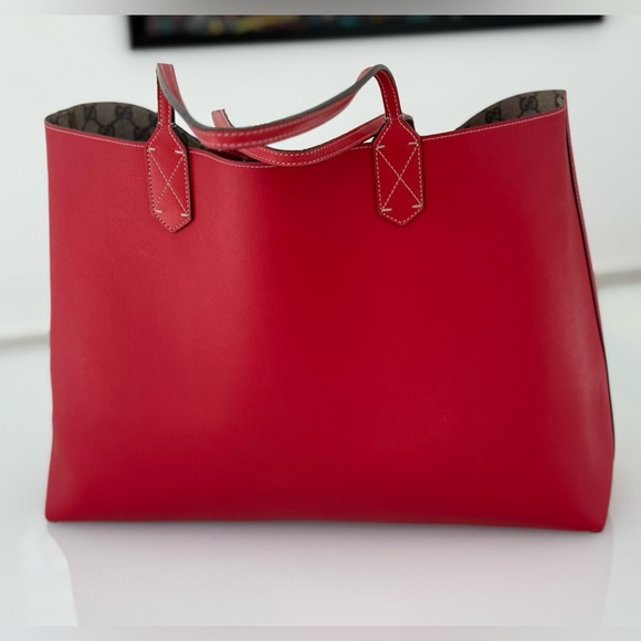 Authentic Gucci Reversible Large Leather Tote Bag - Picture 10 of 16